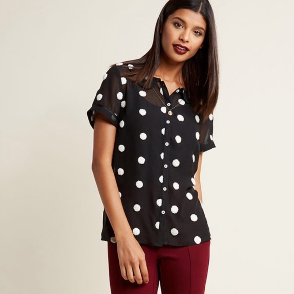 •SOLD• ModCloth Let's Do Lovely Button-Up Top - Picture 2 of 5